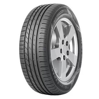 Letne pneu Nokian 215/45 / R16