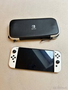 Nintendo Switch Oled s prenosným puzdrom