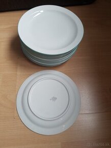 12 kusov dezertných tanierov z porcelánu Thun