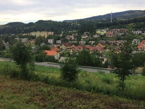 Ponúkame stavebné pozemky v centre mesta Hriňovej .