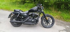 Harley Davidson xl883 sportster iron