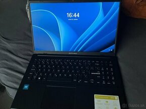 Asus Vivobook Go 15  e1504ga