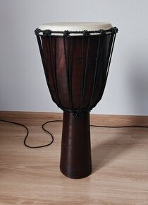 Vysoký djembe bubon