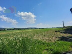 Pozemok na výstavbu rodinného domu  v obci Slávnica, 1123 m2