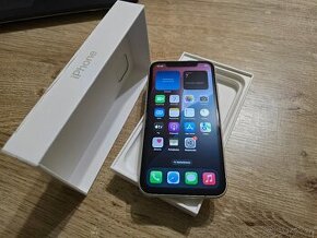 Iphone 11 64gb v top stave ma len velmi jemne znamky pouziva