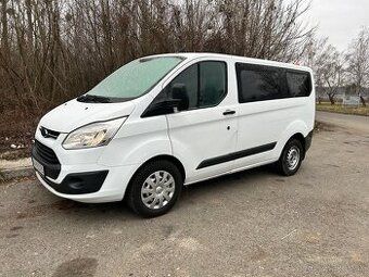 PRENÁJOM 9 Miestne auto FORD TRANSIT