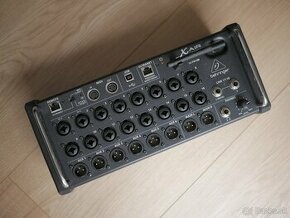 Behringer XR18