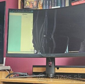 Rozbitý monitor MSI artymis 274CP