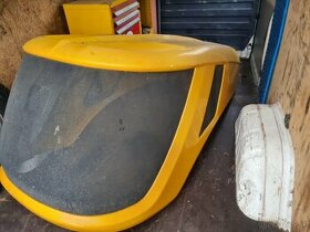 Kapota s maskou pre JCB Fastrac 8250