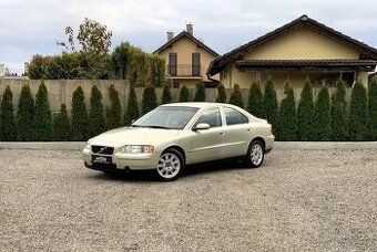 VOLVO S60 2.4 R5 MOMENTUM A/T - 1