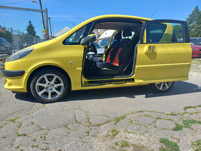 peugeot 1007, r.v.2007,1,6i, 80kw, automat, žltá ,klíma,full