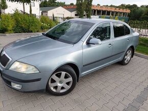 Skoda Octavia 1.9 tdi 77kw 105 ps sedan METALIZA šeda 20057