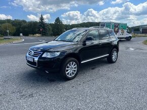 VW TOUAREG 3.0tdi 165kw facelift top stav