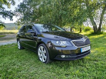 Skoda superb combi 2.0tdi 103kw DSG