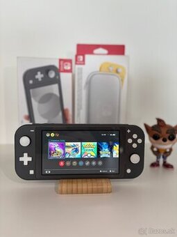 Nintendo Switch Lite Grey + 200GB karta + Obal