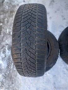 Zimne pneumatiky 215/65R16