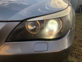 Predam predne xenon predfacelift svetla z BMW E60