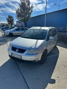 Volkswagen Touran 2.0 TDI - 1