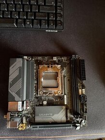 Gigabyte A620I AX