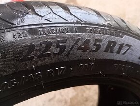 225/45 R17 letne