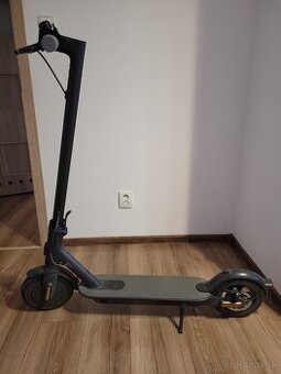 Predám kolobežku XIAOMI MI SCOOTER 1S