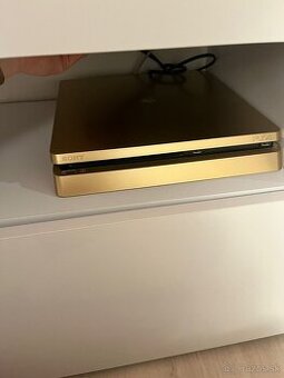 Playstation 4 gold