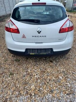 Rozpredam Renault Megane 1.6 16v 74kw 2011 - 1