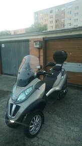 Piaggio MP3 500 LT