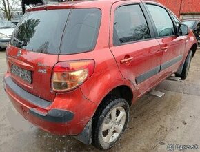 Suzuki SX4 2007 1.5 predám PIATE DVERE, Predné svetlo ľavé,