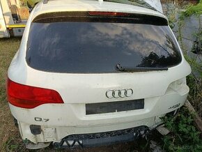 Predam kufrove dvere audi q7 4l