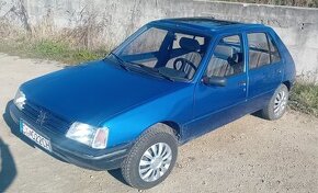 Peugeot 205 GRD - 1