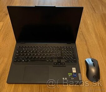 Lenovo Legion Pro 5 16IRX8 Onyx Grey kovový v záruke