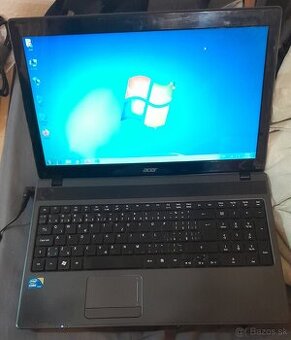 Acer aspire 5733 - i3, 4GB, 320GB, 15,6"