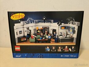LEGO® Ideas 21328 Seinfeld - 1