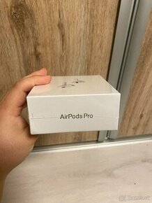 AirPods Pro