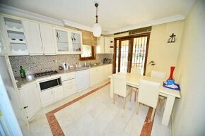 1082b Vila pri pláži Alanya – Kestel, Turecko - 1