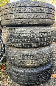 Zimné Pneu 215/70 R15C na diskoch 5x108