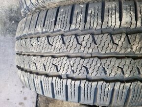 225/55R17C