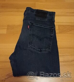 Levis modré slim fit strečové