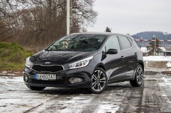 Kia Cee´d 1.6 CRDi TX/Platinum.