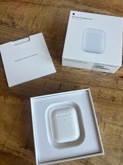 Predám Apple Airpods (bezdrôtové nabíjanie)