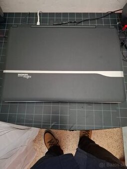 Fujitsu 17" 30eu osobne senica