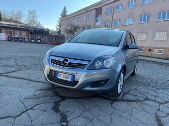 Opel zafira b 1.9 cdti 7-miestne