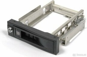 Rack ICY BOX do 5,25" šachty PC skrine