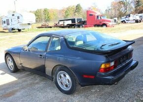 Porsche 944 - 1