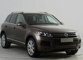 Kúpim Volkswagen Touareg