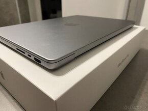 Macbook Pro M2 2023 - Záruka & Top Stav