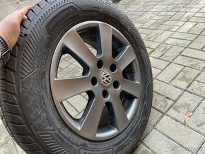 Elektróny 5x120 zimne gumy 215/65r16C