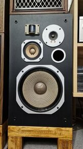 Pioneer HPM-70