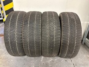 235/65 r18 Pirelli scorpion